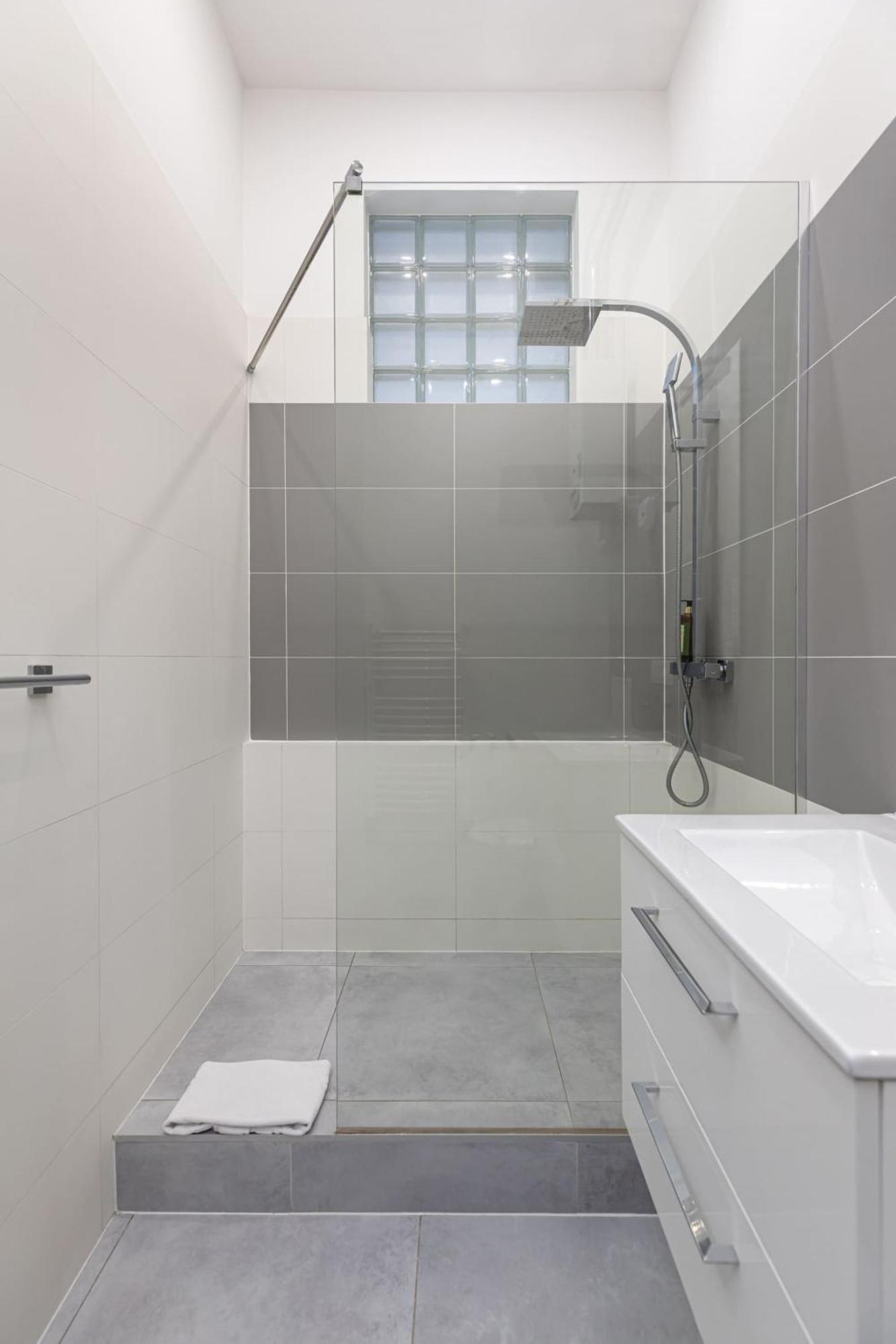 Stylish Apartment Swietojanska By Noclegi Renters Varsóvia Exterior foto